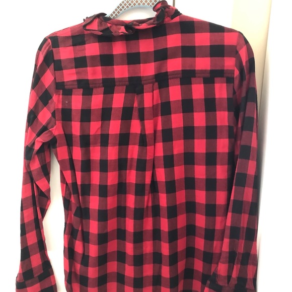 Black and Red Checkered Top - Picture 2 of 3